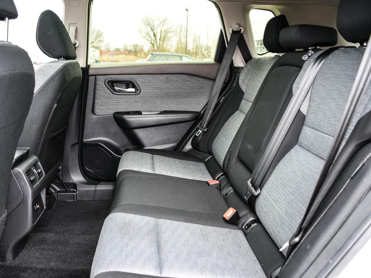 2023 Nissan Rogue AWD SV Moonroof Photo