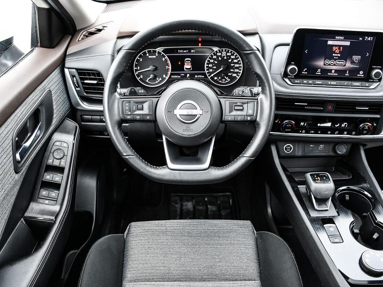 2023 Nissan Rogue AWD SV Moonroof Photo