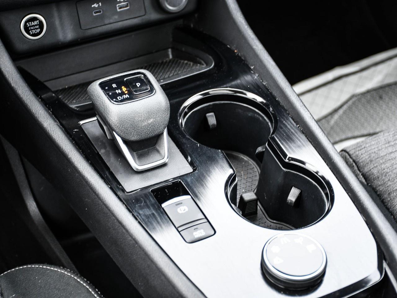 2023 Nissan Rogue AWD SV Moonroof Photo