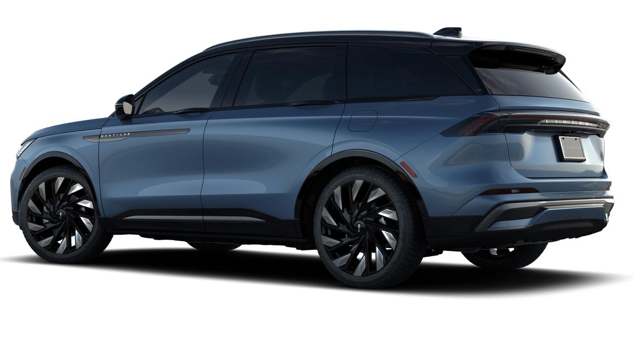 2026 Lincoln Nautilus Reserve 202A | 8-SPD A/T | JET APPEAR PKG | 2.0L TURBOCHARGED I-4 ENG | BLK ONYX/GREY PRM LTHR SEATS Photo