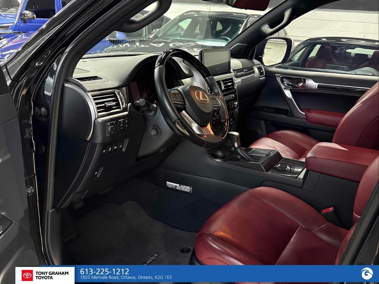 2023 Lexus GX 460 Premium Photo3