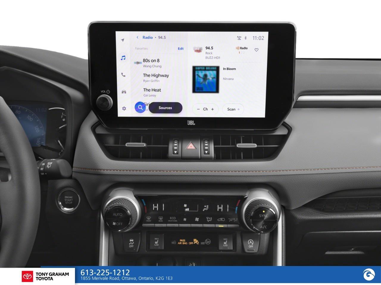 2025 Toyota RAV4 XLE Photo