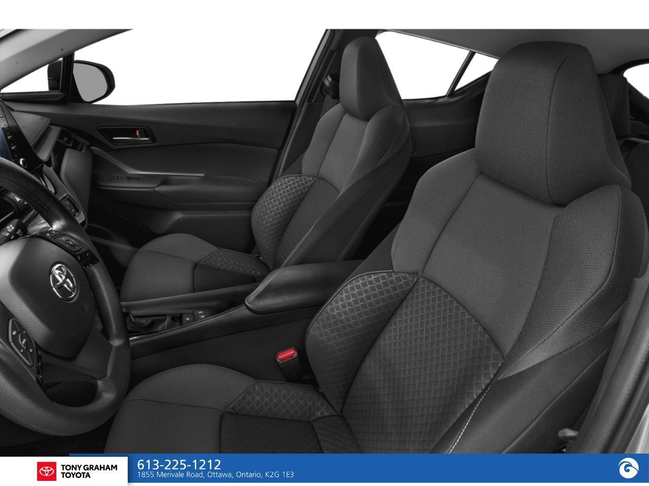 2021 Toyota C-HR XLE Premium Photo