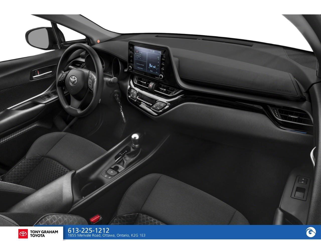 2021 Toyota C-HR XLE Premium Photo