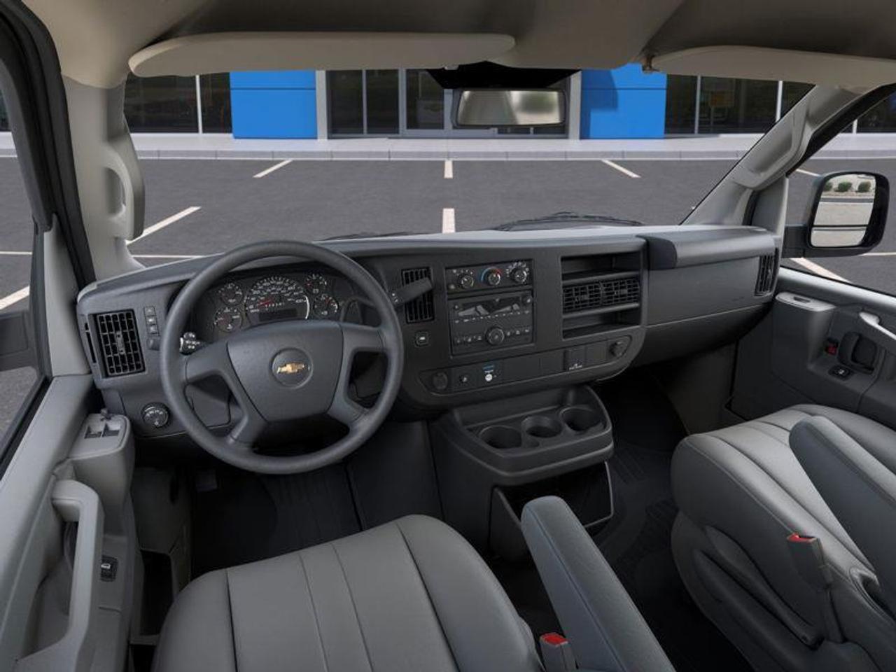 2026 Chevrolet Express 2500 Work Van Photo4