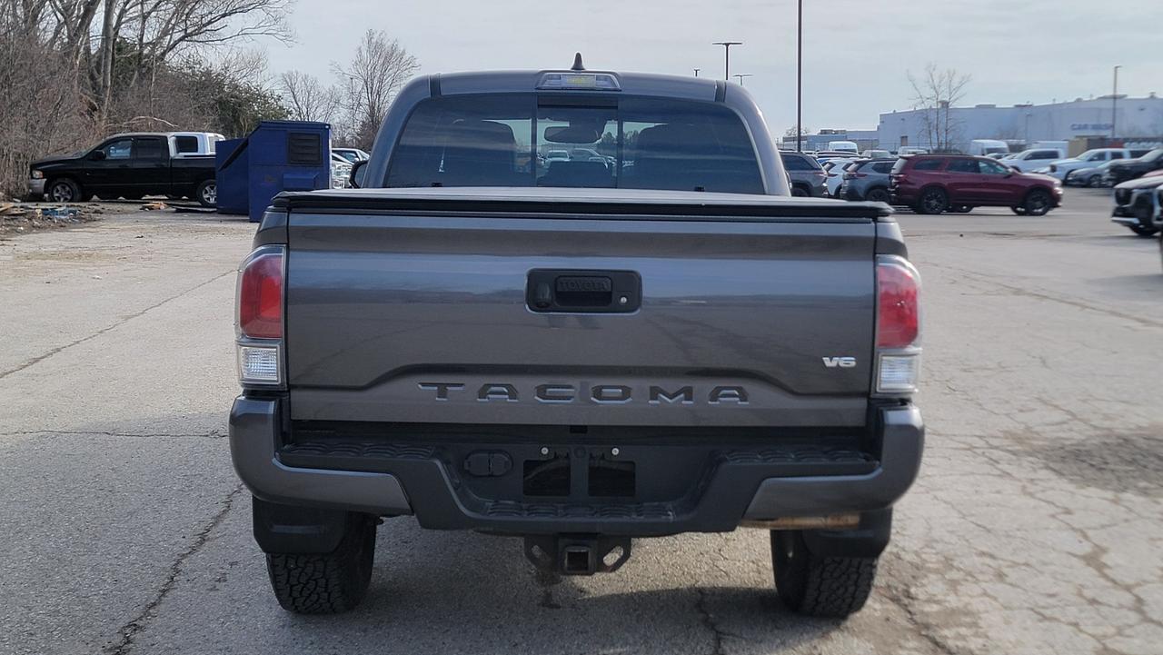 2020 Toyota Tacoma  Photo3