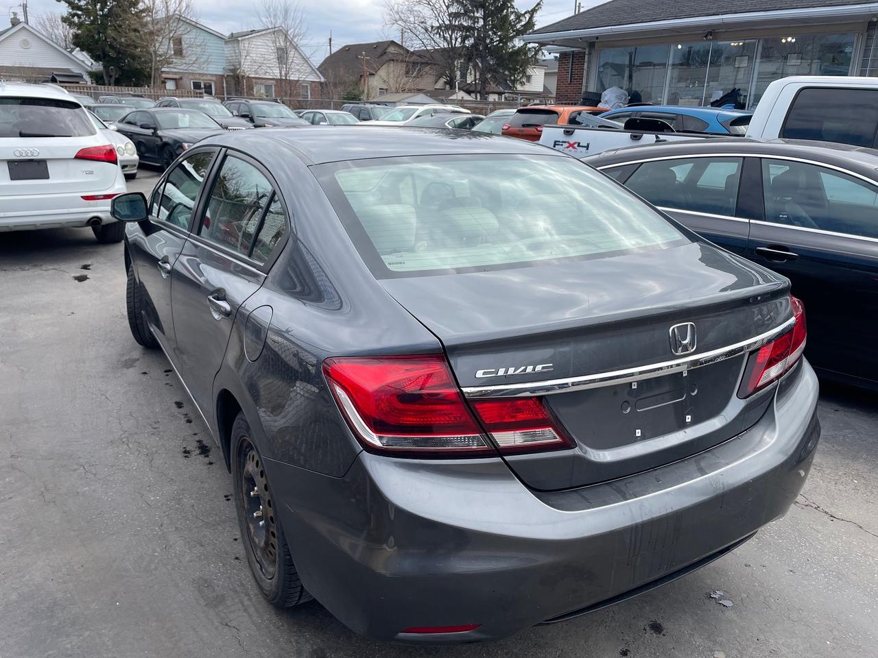 2013 Honda Civic LX *SAFETY, HEATED SEATS, ECO MODE* Photo