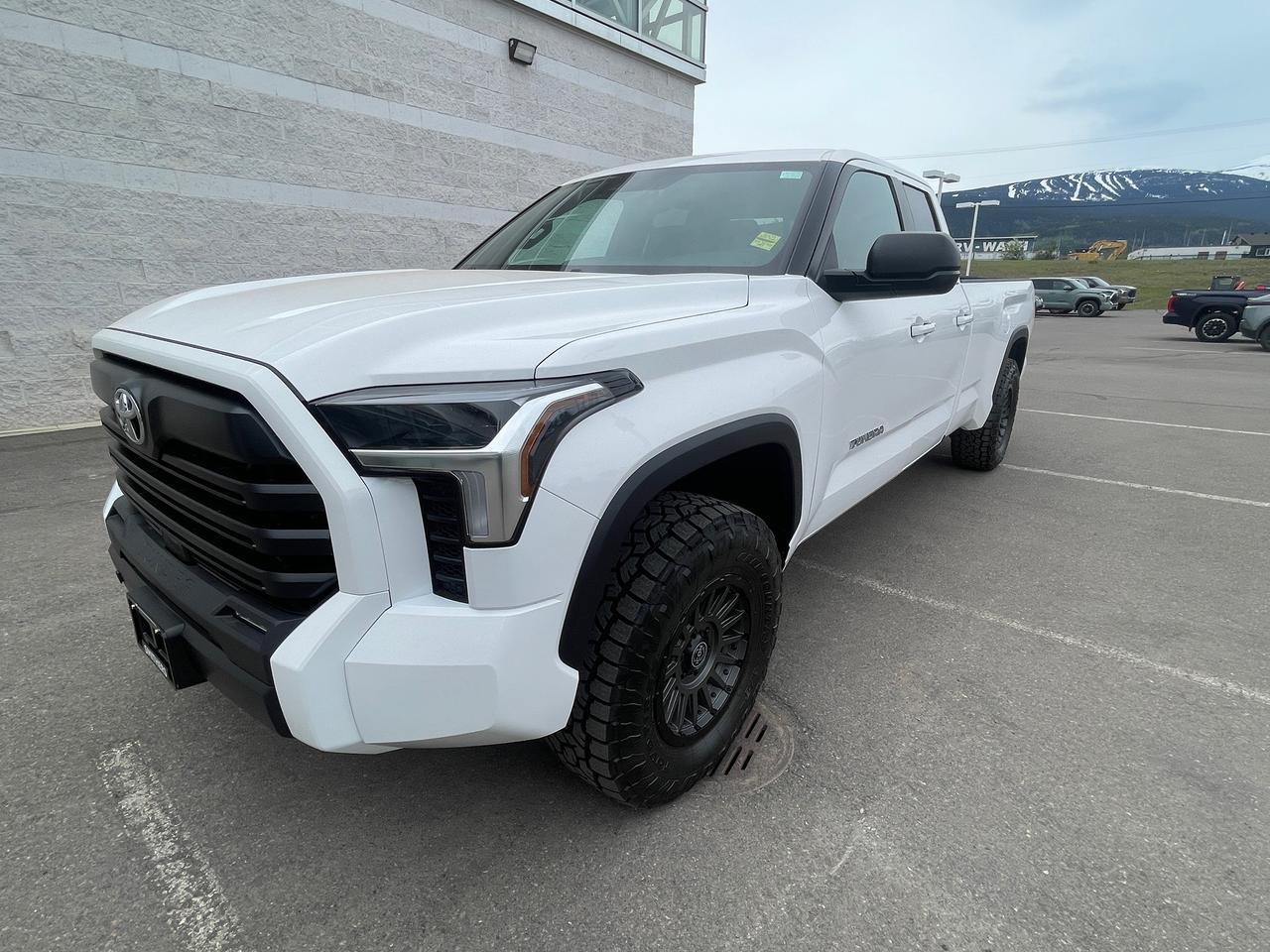 2026 Toyota Tundra SR5 Photo0