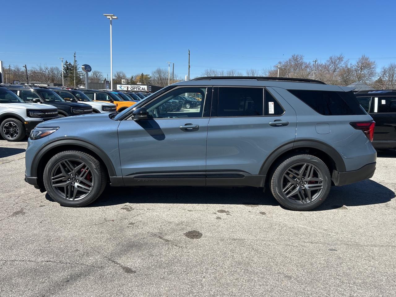 2026 Ford Explorer ST 4WD 400A Photo