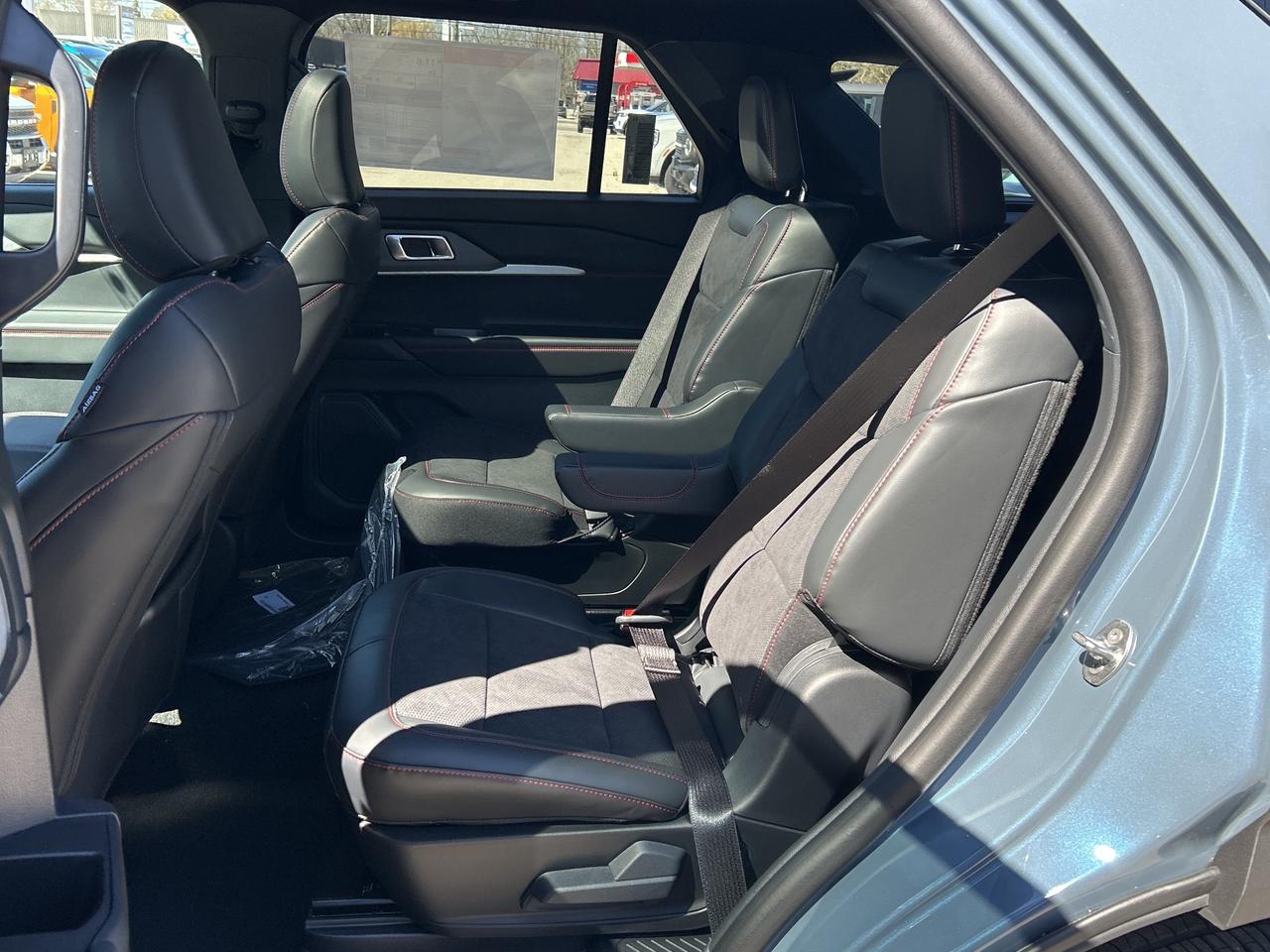 2026 Ford Explorer ST 4WD 400A Photo