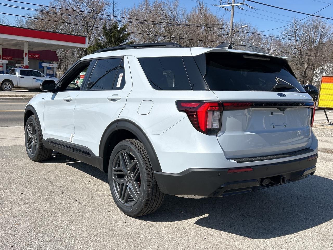 2026 Ford Explorer ST-LINE 4WD 300A Photo