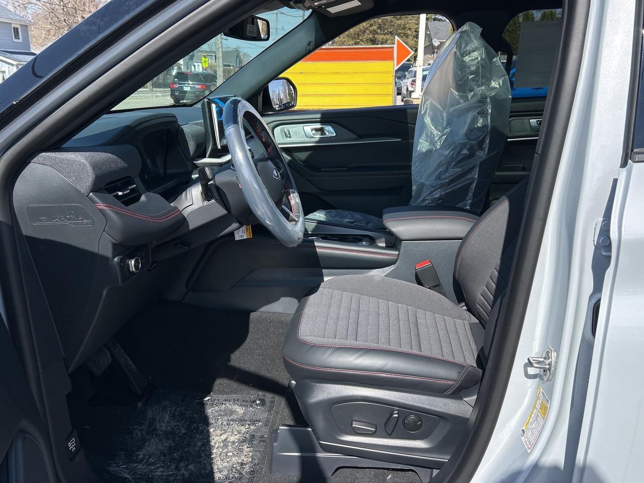 2026 Ford Explorer ST-LINE 4WD 300A Photo