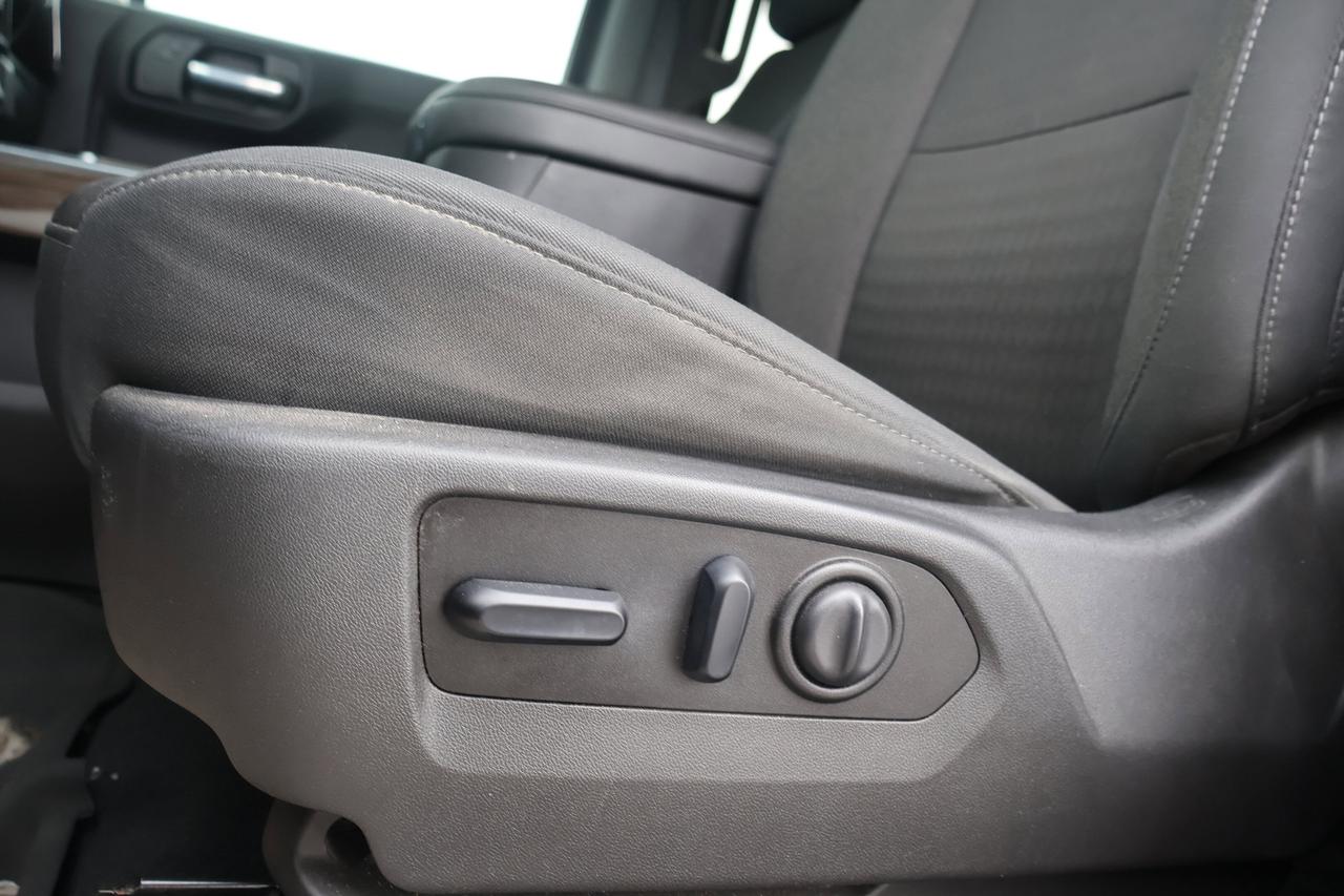 2020 Chevrolet Silverado 1500 RST | | Back-Up Camera | Photo