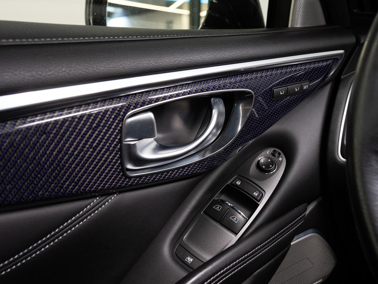 2017 Infiniti Q60 S | RED SPORT | 400HP | CARBON FIBRE Photo