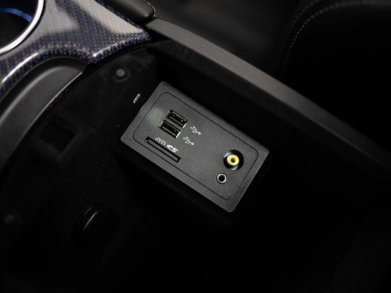 2017 Infiniti Q60 S | RED SPORT | 400HP | CARBON FIBRE Photo