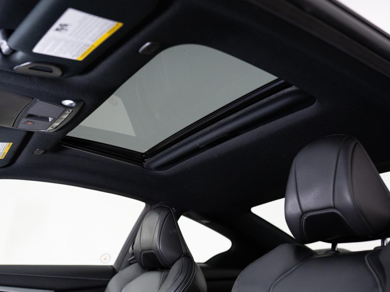 2017 Infiniti Q60 S | RED SPORT | 400HP | CARBON FIBRE Photo