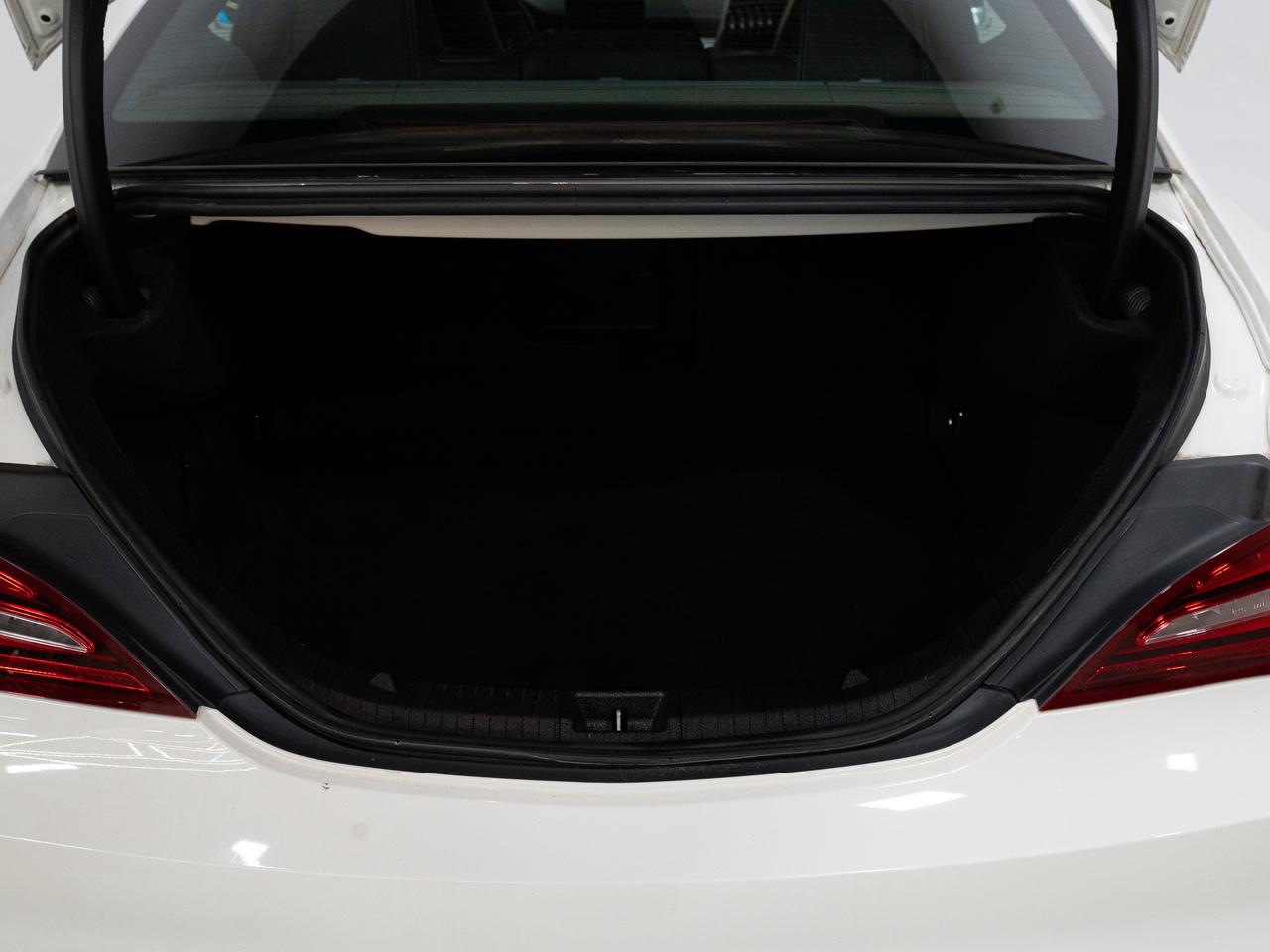 2018 Mercedes-Benz CLA-Class 250 | 4-MATIC | PANO Photo