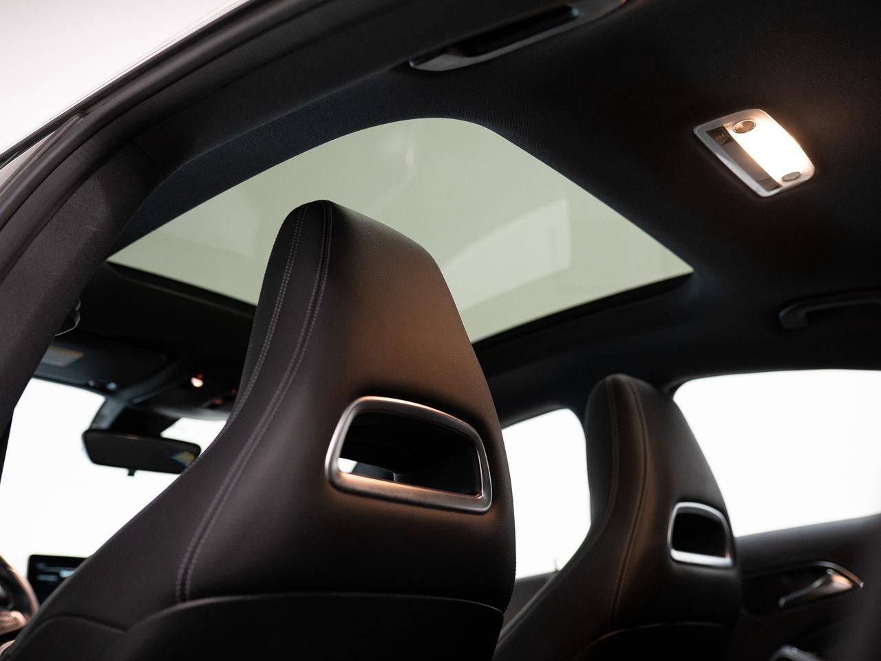 2018 Mercedes-Benz CLA-Class 250 | 4-MATIC | PANO Photo