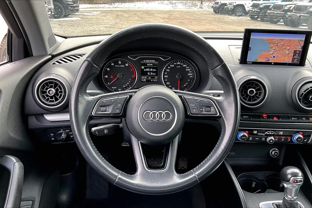 2018 Audi A3 Komfort 2.0T | Premium Pkg | Sunroof | AWD Photo4