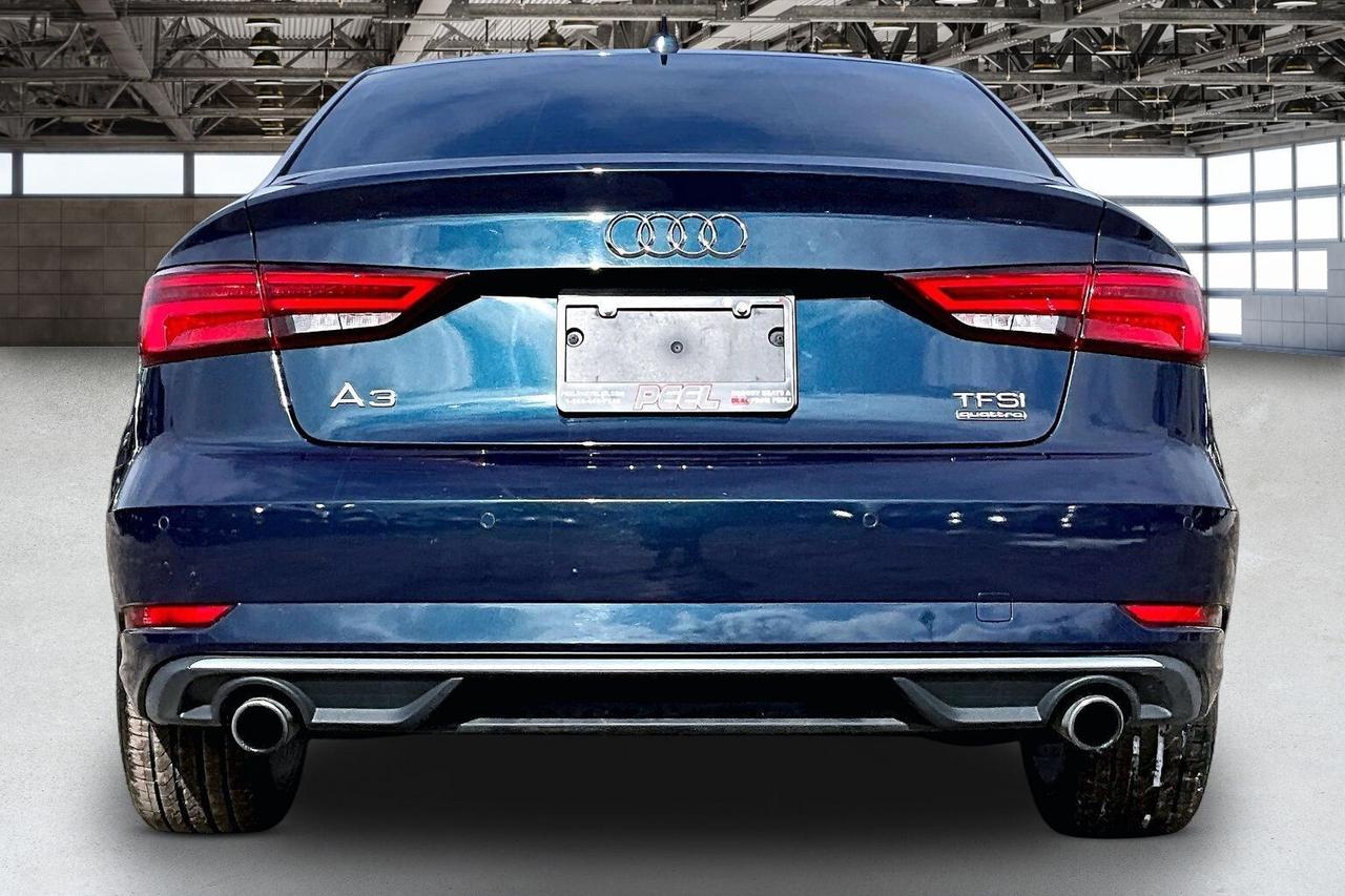 2018 Audi A3 Komfort 2.0T | Premium Pkg | Sunroof | AWD Photo3