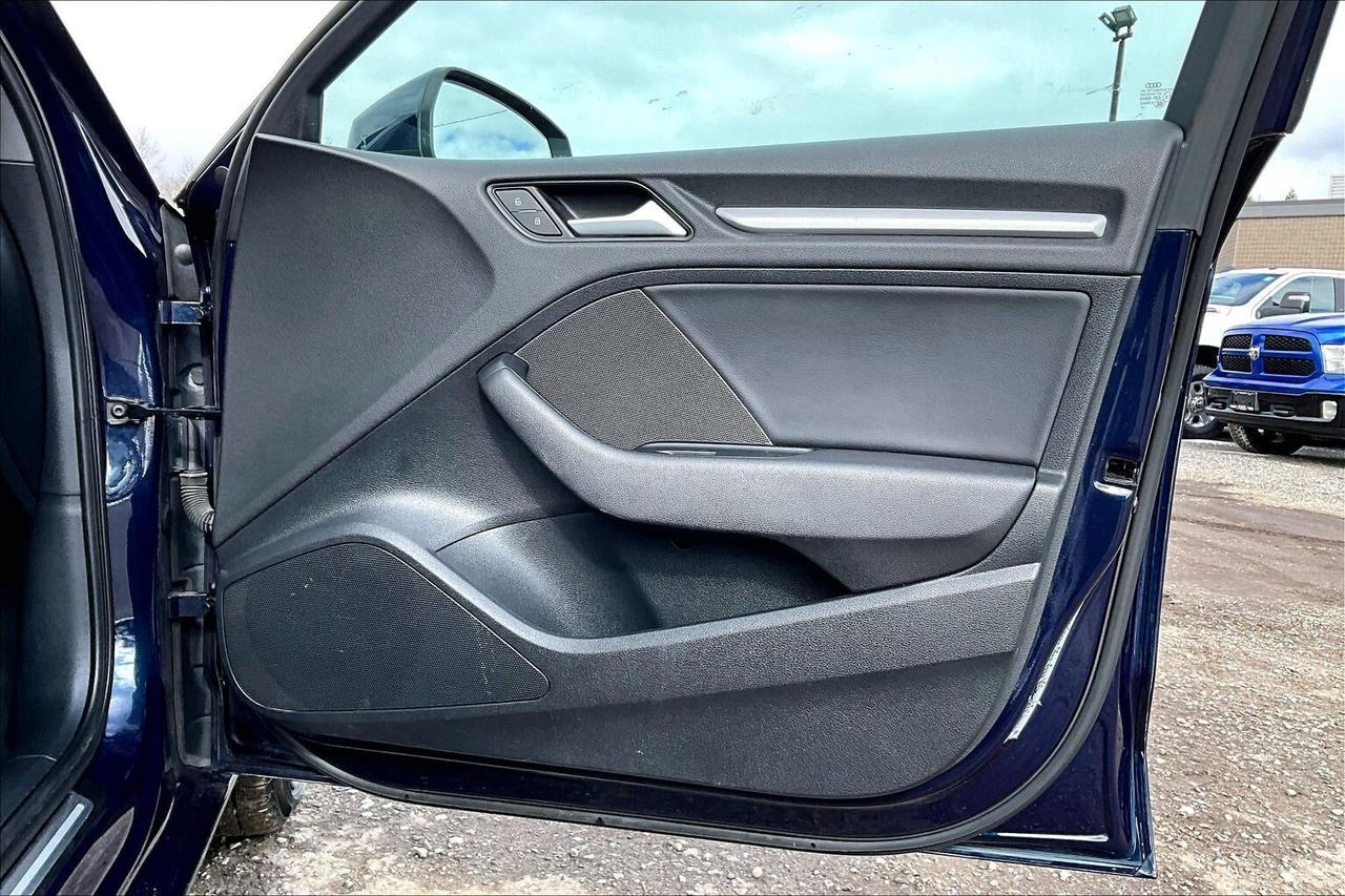 2018 Audi A3 Komfort 2.0T | Premium Pkg | Sunroof | AWD Photo