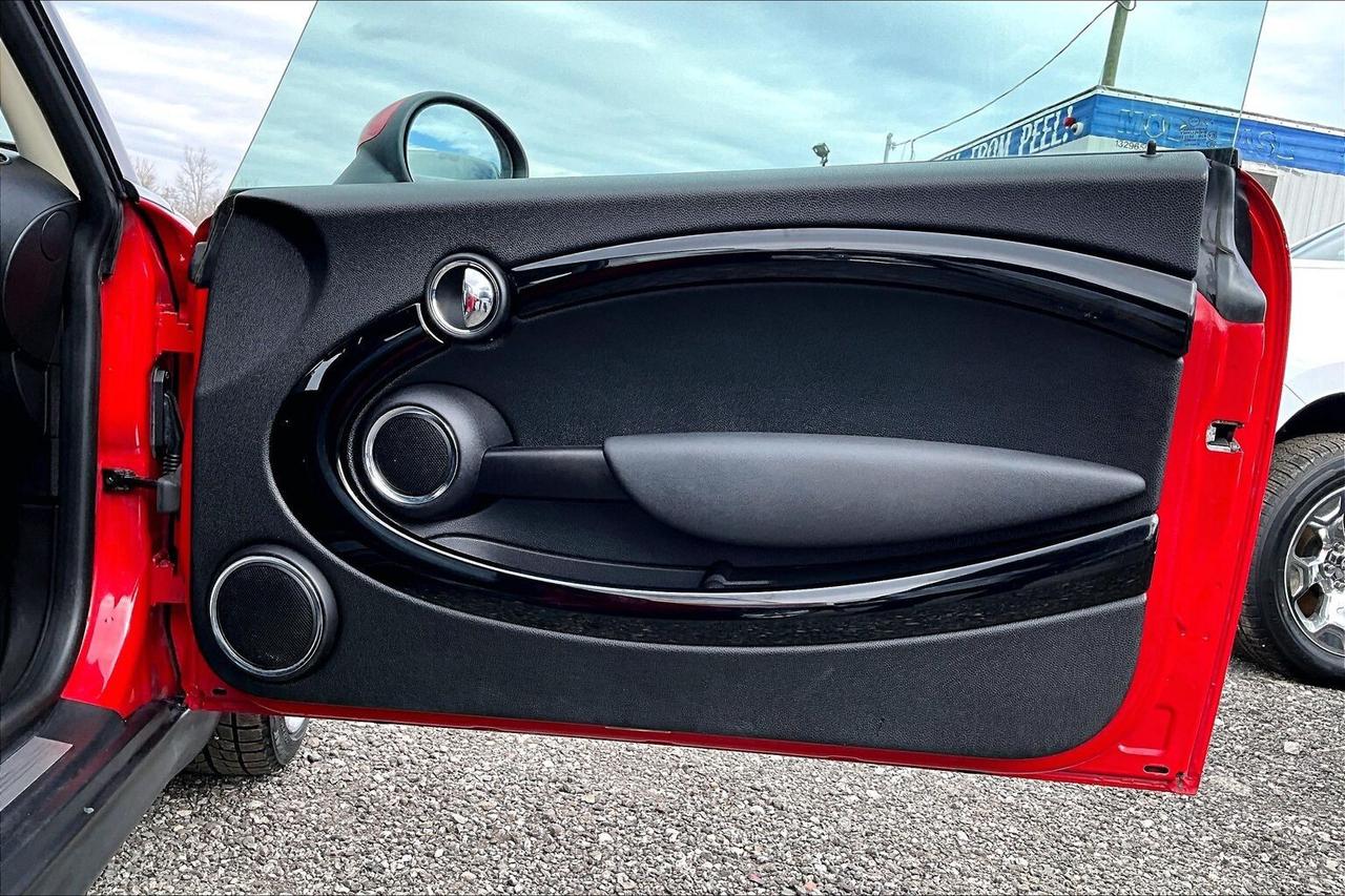 2013 MINI Cooper Hardtop 2Dr Coupe | 2 Sets Wheels | AS IS | FWD Photo