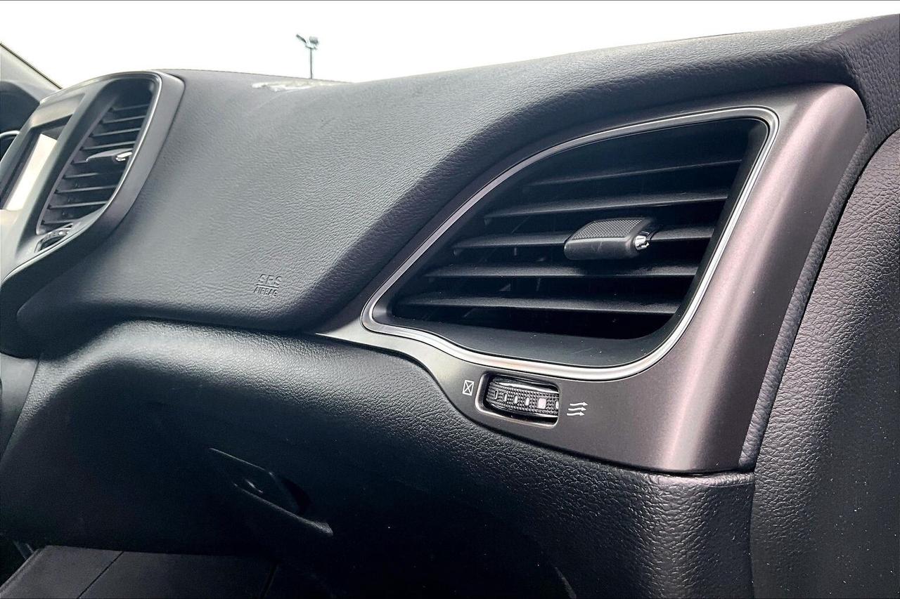 2019 Jeep Cherokee North | Heated Seats | Remote Start | AS IS | 4X4 Photo