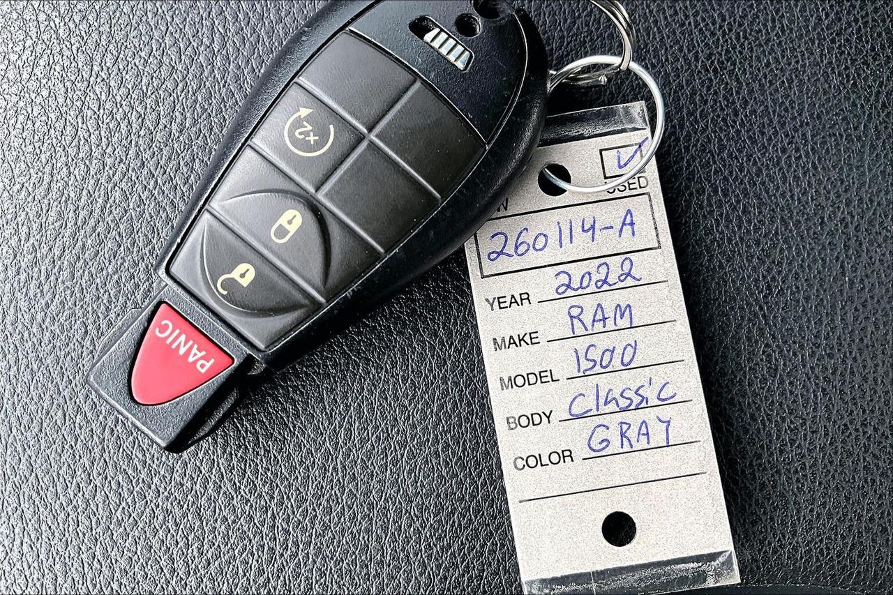 2022 RAM 1500 Classic Ceramic Grey Crew | 5.7 V8 | Max Tow | 4X4 Photo