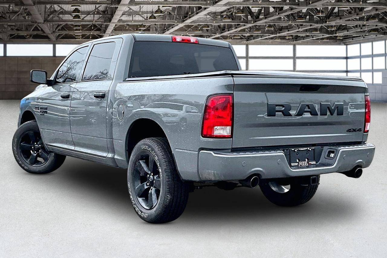 2022 RAM 1500 Classic Ceramic Grey Crew | 5.7 V8 | Max Tow | 4X4 Photo