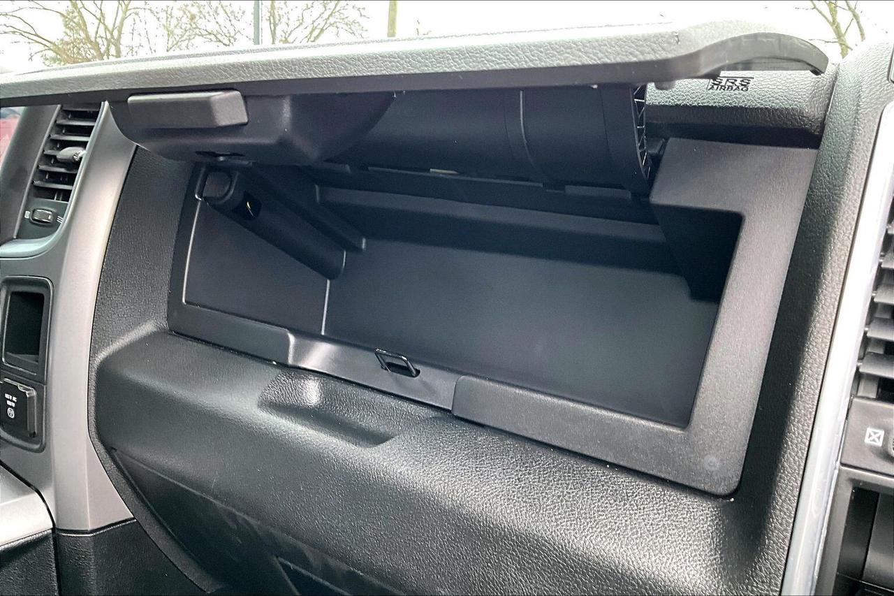 2022 RAM 1500 Classic Ceramic Grey Crew | 5.7 V8 | Max Tow | 4X4 Photo