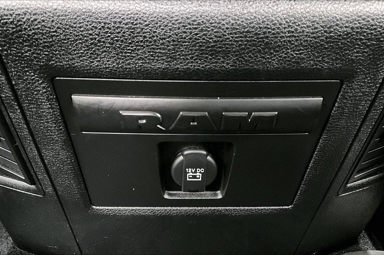 2022 RAM 1500 Classic Ceramic Grey Crew | 5.7 V8 | Max Tow | 4X4 Photo