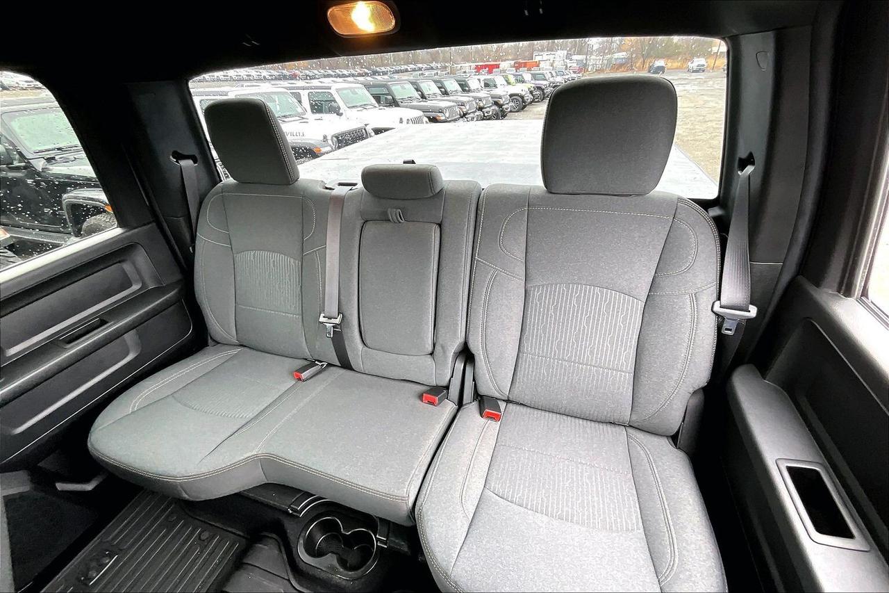 2022 RAM 1500 Classic Ceramic Grey Crew | 5.7 V8 | Max Tow | 4X4 Photo