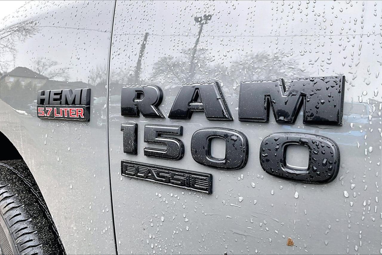 2022 RAM 1500 Classic Ceramic Grey Crew | 5.7 V8 | Max Tow | 4X4 Photo