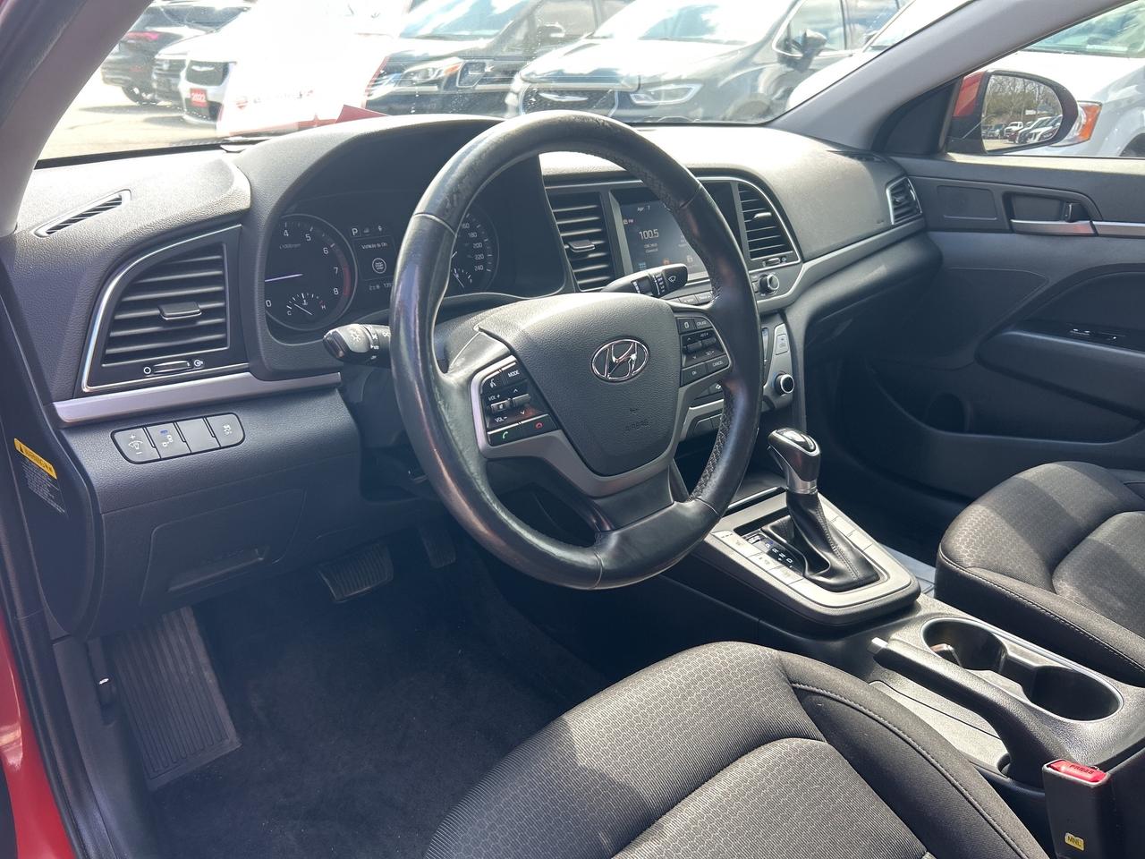 2018 Hyundai Elantra GL, SUNROOF, BLIND SPOT MONITORS, BACK UP CAMERA! - Photo #13