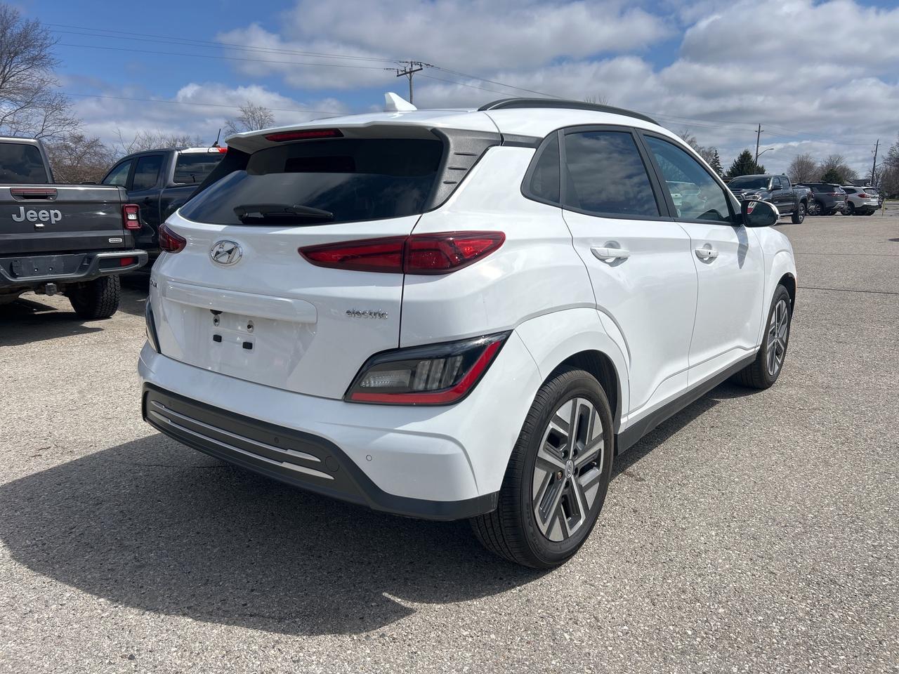2023 Hyundai KONA Electric ELECTRIC, CLEAN CARFAX, HEATED/ COOLED LEATHER! - Photo #6