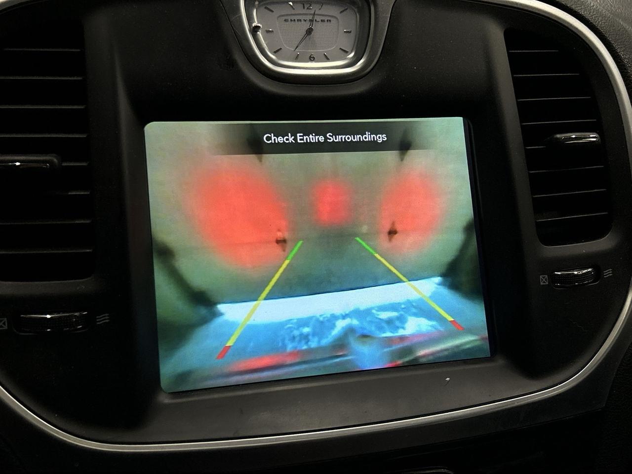 2020 Chrysler 300 TOURING L | NAPPA LEATHER | PANO ROOF | HTD SEATS Photo