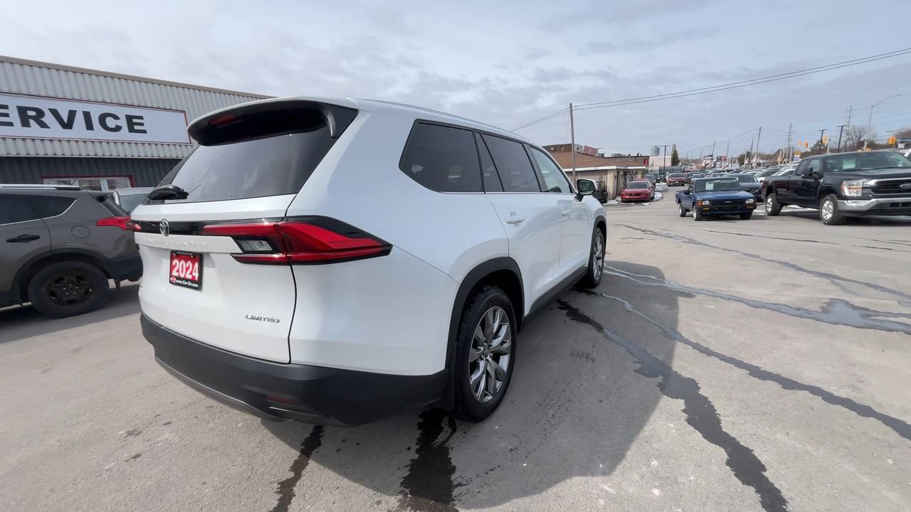 2024 Toyota Grand Highlander LIMITED AWD | 7-PASS | COOLED LEATHER | PANO ROOF Photo