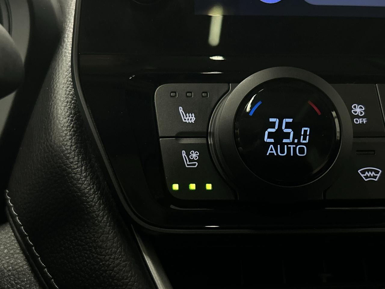 2024 Toyota Grand Highlander LIMITED AWD | 7-PASS | COOLED LEATHER | PANO ROOF Photo