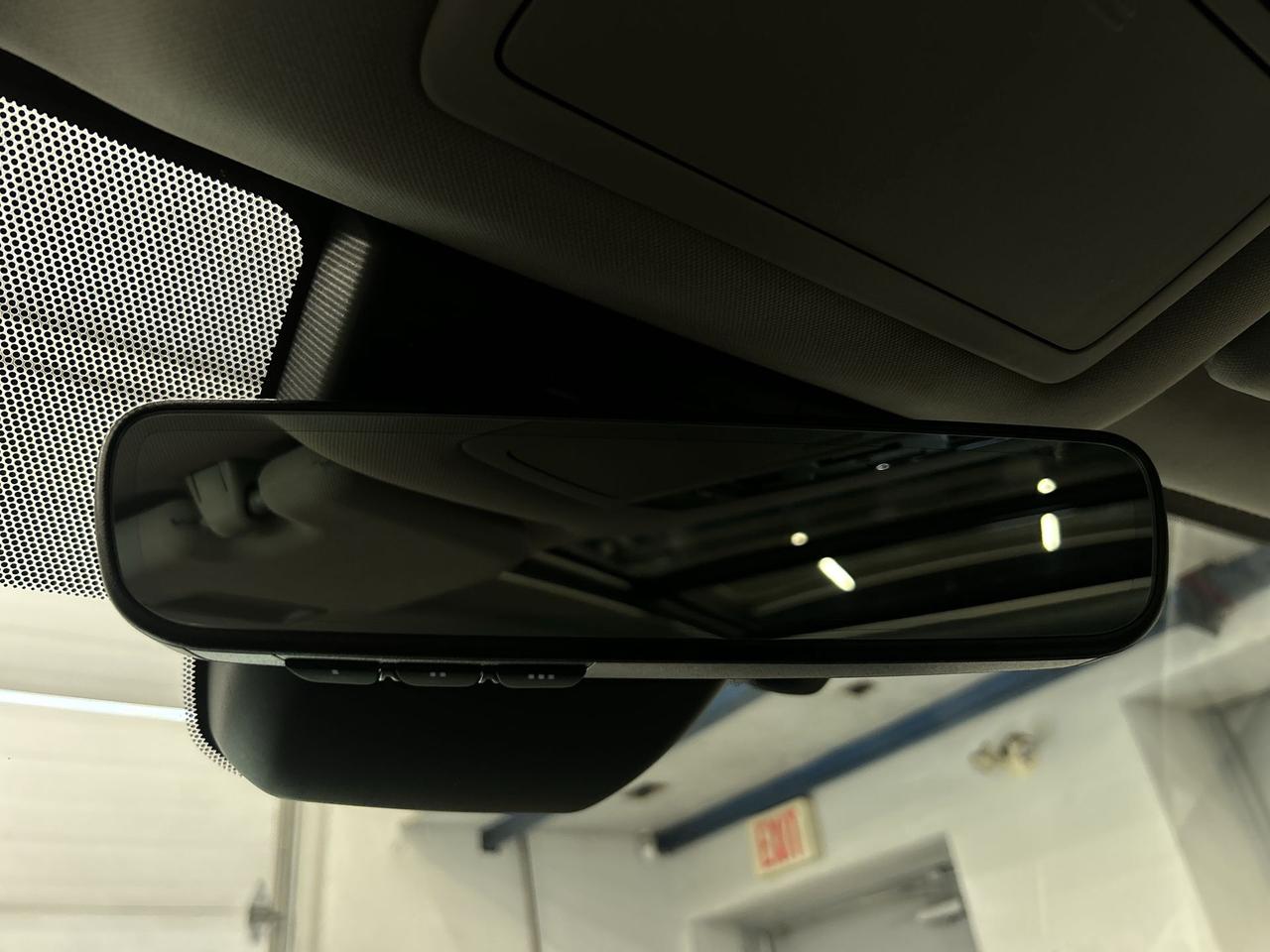 2024 Toyota Grand Highlander LIMITED AWD | 7-PASS | COOLED LEATHER | PANO ROOF Photo