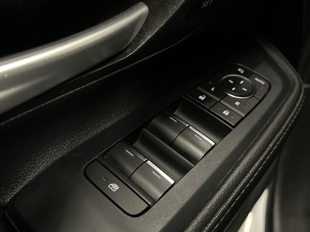 2024 Toyota Grand Highlander LIMITED AWD | 7-PASS | COOLED LEATHER | PANO ROOF Photo