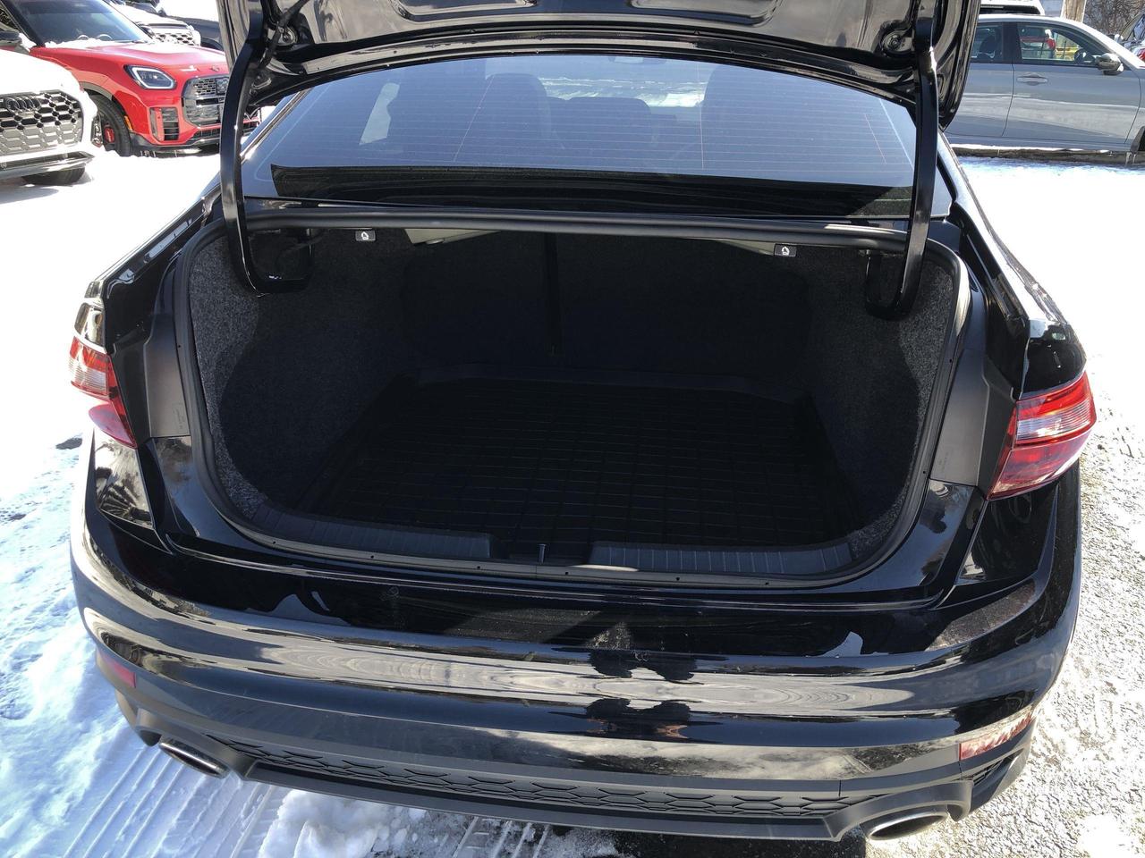 2025 Volkswagen Jetta GLI Autobahn GLi AUTOBAHN, LEATHER, VIRTUAL COCKPIT, N Photo