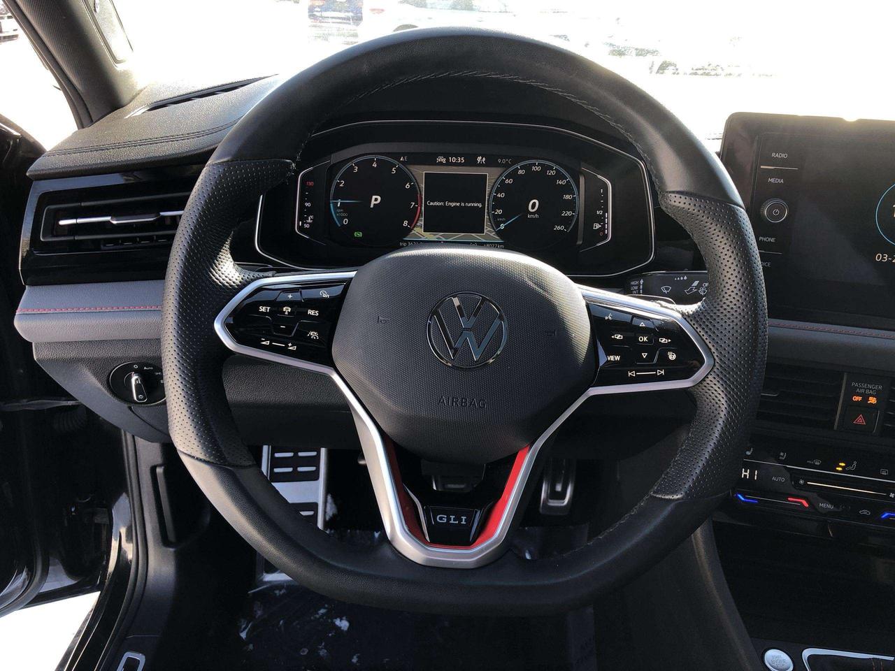 2025 Volkswagen Jetta Autobahn GLi AUTOBAHN, LEATHER, VIRTUAL COCKPIT, NAVI, HTD & VENTED SEATS, BLIS Photo