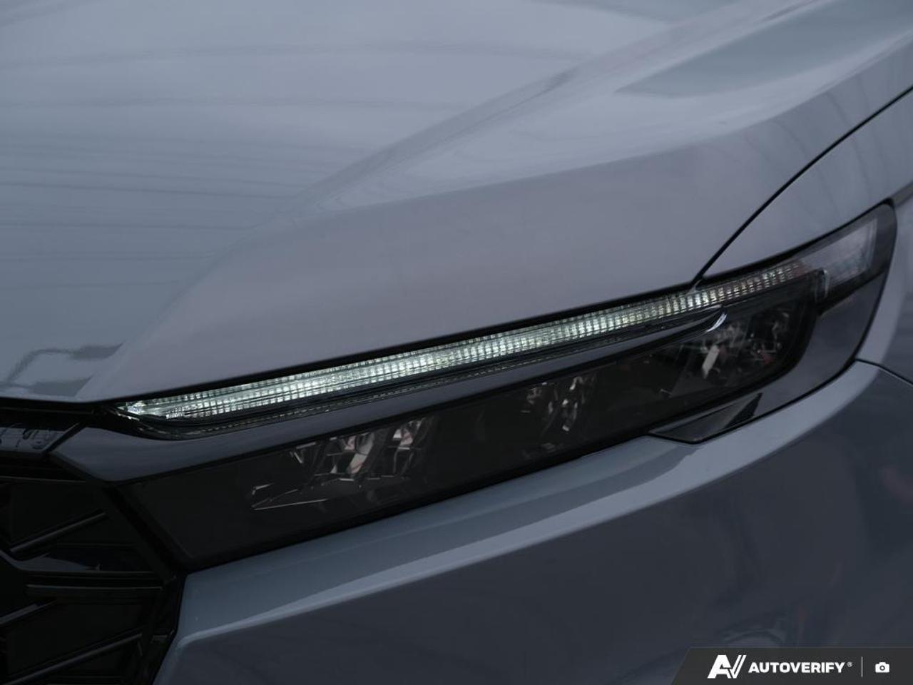 2025 Honda CR-V Hybrid  Photo