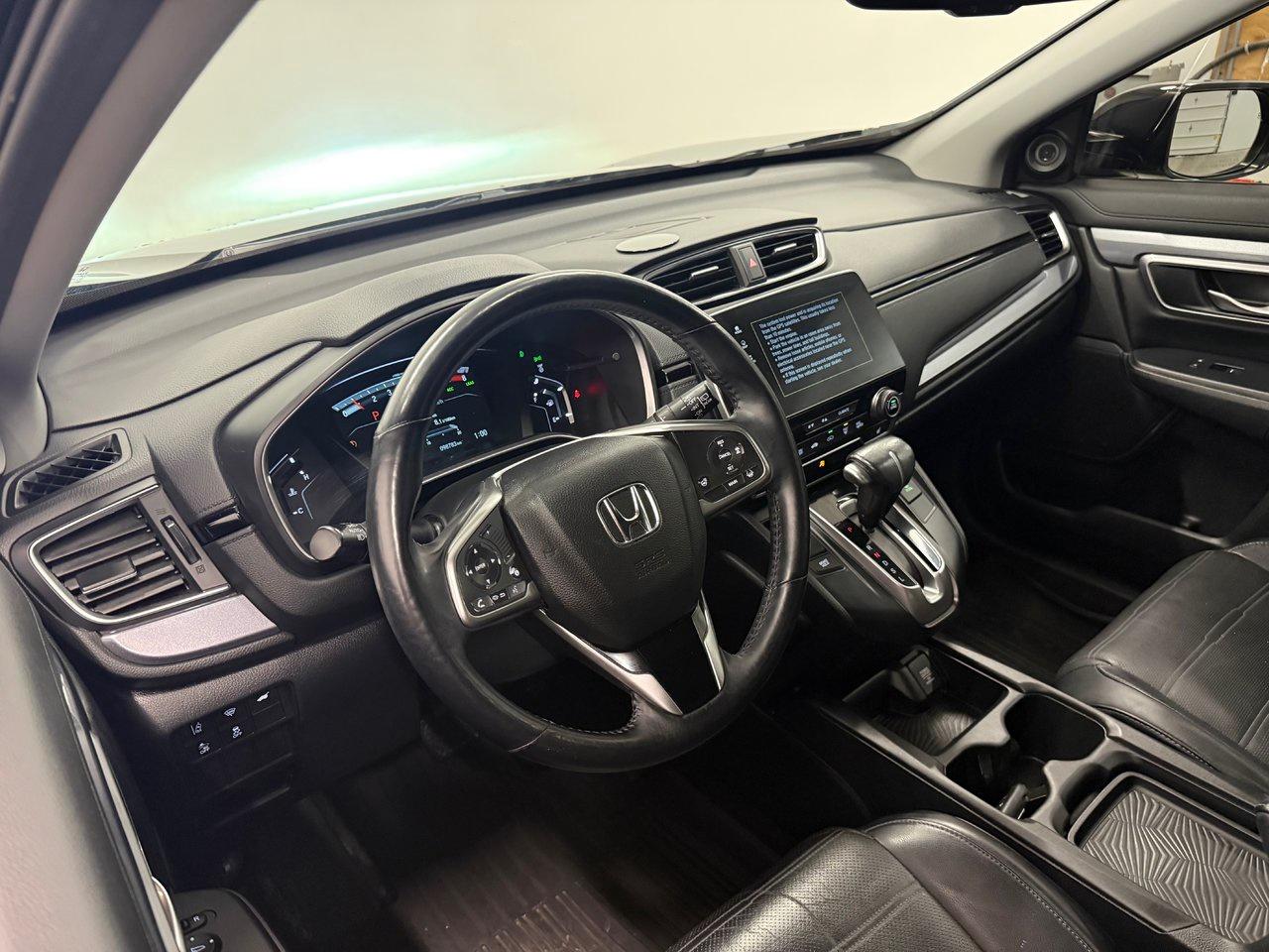 2017 Honda CR-V Touring Photo