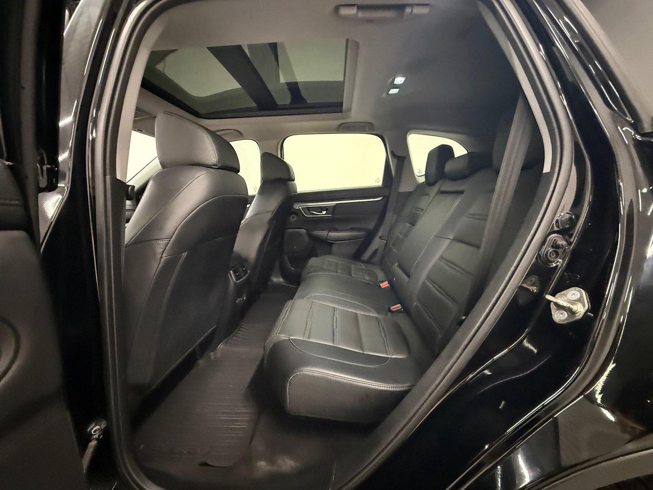 2017 Honda CR-V Touring Photo