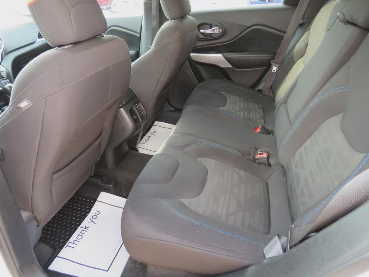 2019 Jeep Cherokee Sport | Safety Certified | 4WD | Trailer Hitch | Alloy Rims | Heated Seats | Dual Climate Control | Digital Touchscreen Photo