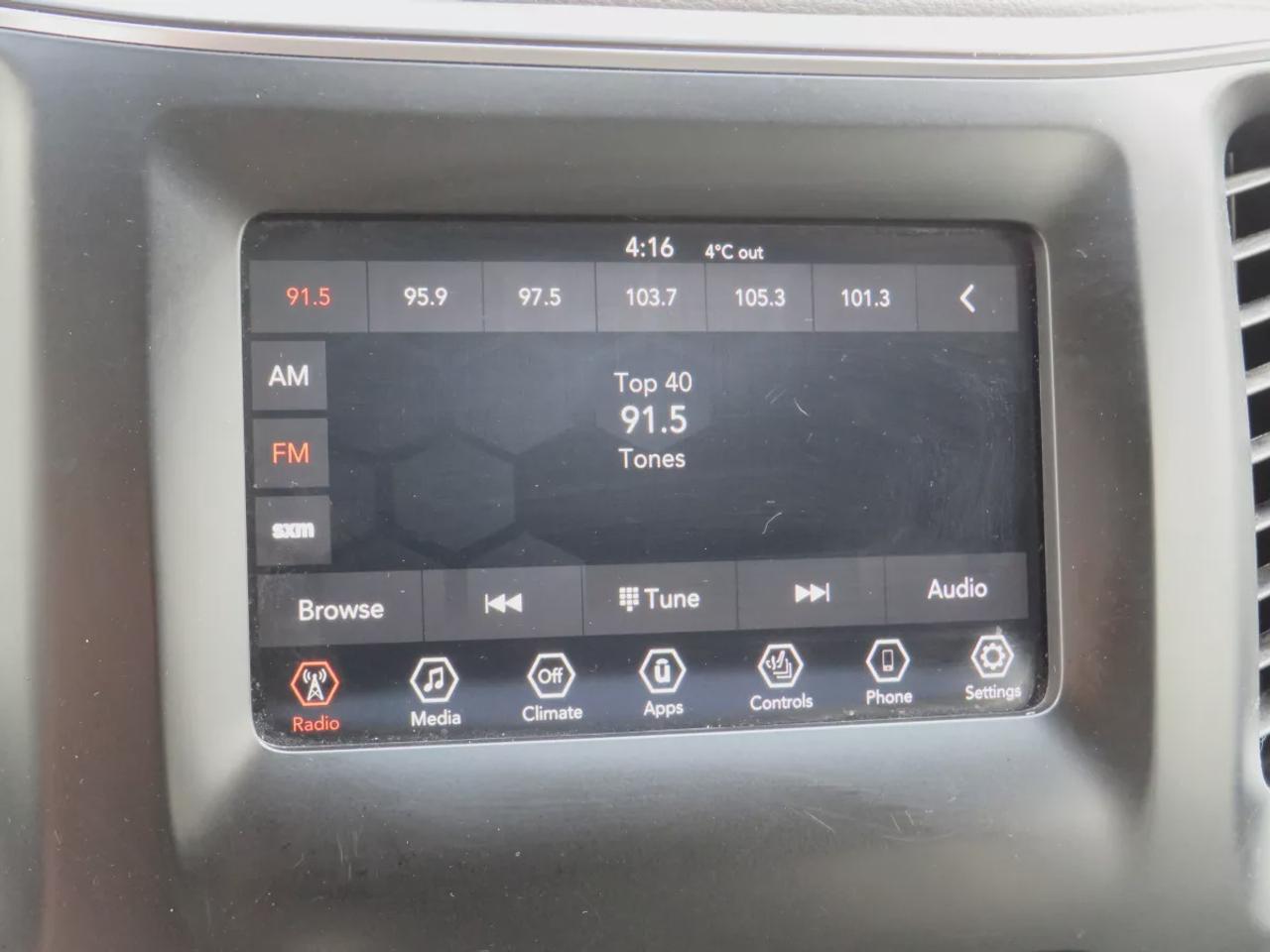 2019 Jeep Cherokee Sport | Safety Certified | 4WD | Trailer Hitch | Alloy Rims | Heated Seats | Dual Climate Control | Digital Touchscreen Photo