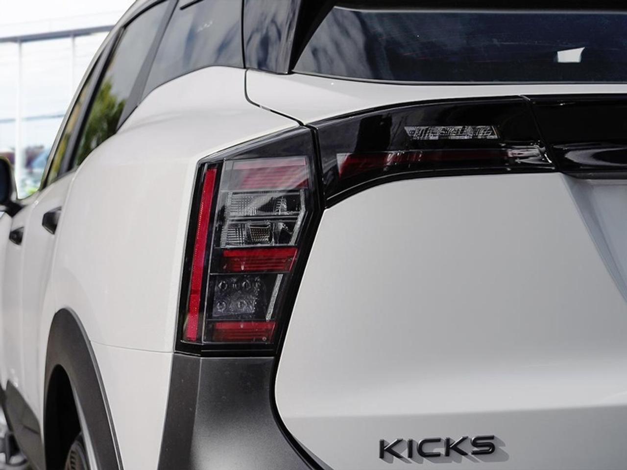 2026 Nissan Kicks S  - Heated Seats Photo