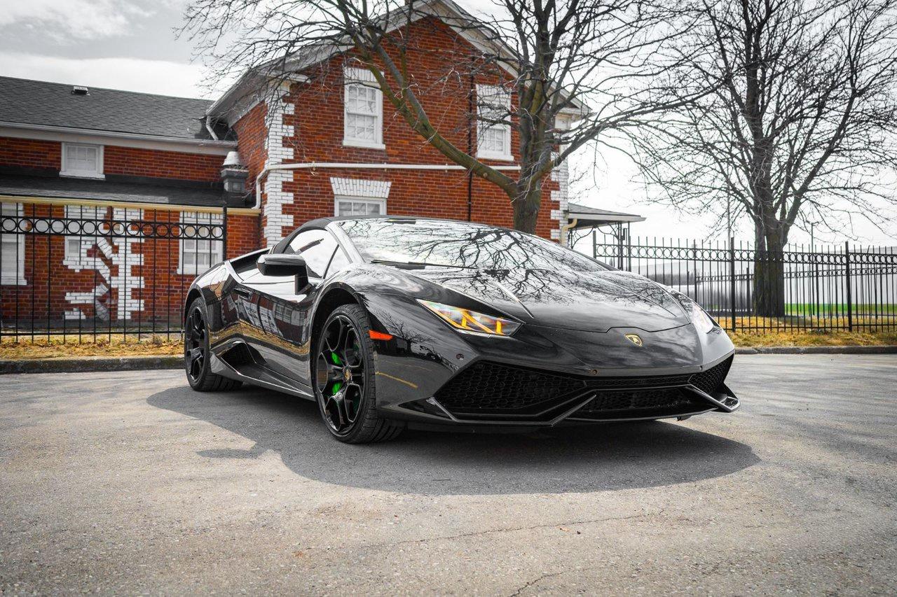 2016 Lamborghini Huracan LP 610-4 Photo2