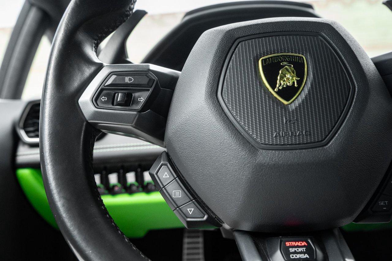 2016 Lamborghini Huracan LP 610-4 Photo